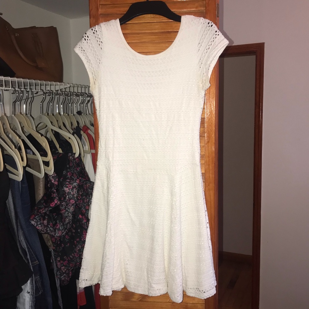 🌀White dress
